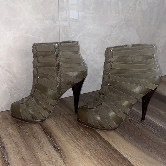 Steve Madden army green booties sz 10 - Picture 12 of 12